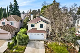 9481 Bowmont Way, Elk Grove, CA 95758 - Photo 9