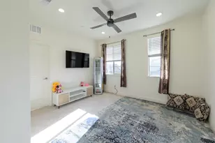 7666 Ocean Park Dr, Antelope, CA 95843 - Photo 25