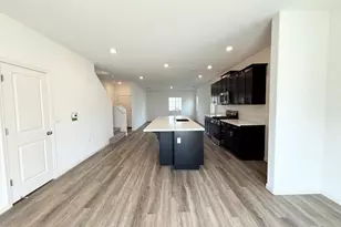 873 S Philip Ave, Fowler, CA 93625 - Photo 5