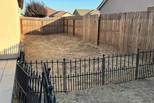 1816 E Knights Ferry Dr, Plumas Lake, CA 95961 - Photo 21