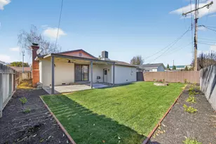 1214 Glenhurst Dr, Lodi, CA 95240 - Photo 35