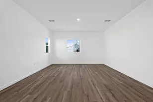 858 S Philip Ave, Fowler, CA 93625 - Photo 35