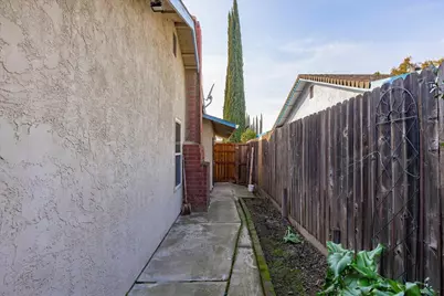 6334 Appian Way, Carmichael, CA 95608 - Photo 27
