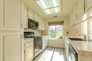 2344 W Tokay St, Lodi, CA 95242 - Photo 11