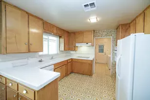 1205 N Central Ave, Modesto, CA 95351 - Photo 17