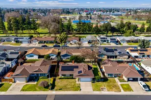 1648 Olivewood Ave, Manteca, CA 95336 - Photo 27