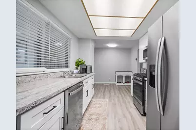 1648 Olivewood Avenue, Manteca, CA 95336 - Photo 13