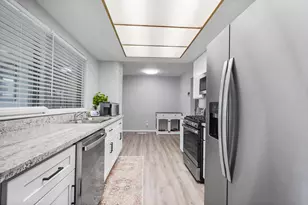 1648 Olivewood Ave, Manteca, CA 95336 - Photo 13