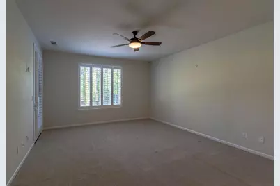 9567 Oakham Way, Elk Grove, CA 95757 - Photo 31