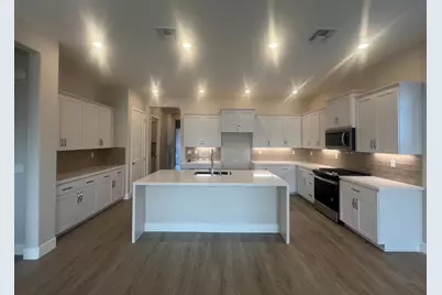 9017 Elliott Springs Drive, Elk Grove, CA 95624 - Photo 7