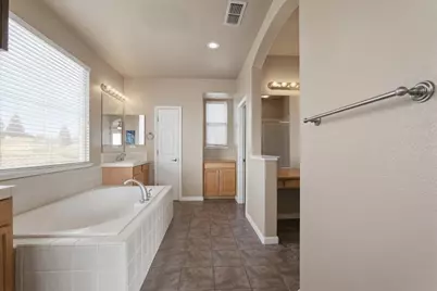 4445 Spyglass Drive, Stockton, CA 95219 - Photo 41