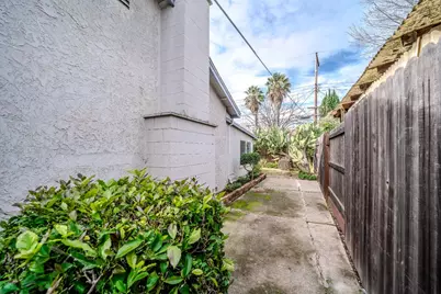 7330 Tamoshanter Way, Sacramento, CA 95822 - Photo 35