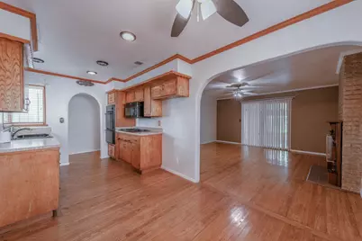 7330 Tamoshanter Way, Sacramento, CA 95822 - Photo 7