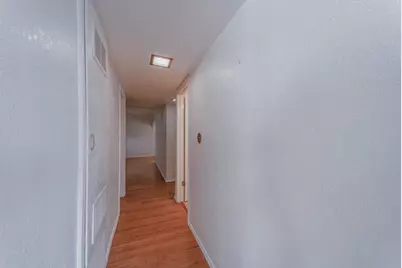 7330 Tamoshanter Way, Sacramento, CA 95822 - Photo 17