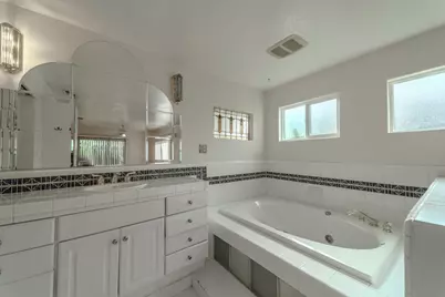 7330 Tamoshanter Way, Sacramento, CA 95822 - Photo 21