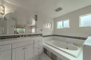 7330 Tamoshanter Way, Sacramento, CA 95822 - Photo 21