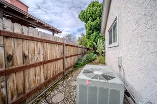 7330 Tamoshanter Way, Sacramento, CA 95822 - Photo 31