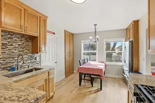 277 Santiago Ave, Sacramento, CA 95815 - Photo 11