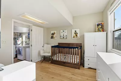 277 Santiago Avenue, Sacramento, CA 95815 - Photo 27