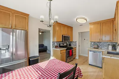 277 Santiago Avenue, Sacramento, CA 95815 - Photo 9