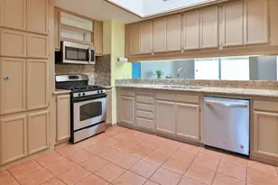 8625 Midfield Way, Sacramento, CA 95826 - Photo 17