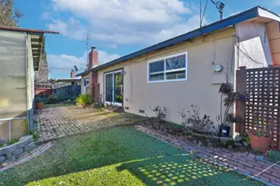 8625 Midfield Way, Sacramento, CA 95826 - Photo 5