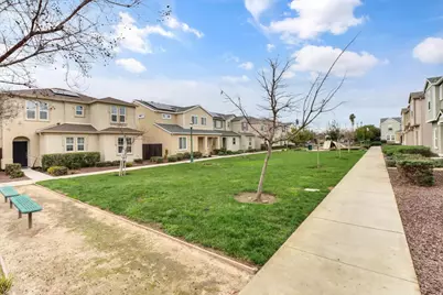 7896 Diamond Willow Lane, Sacramento, CA 95828 - Photo 37