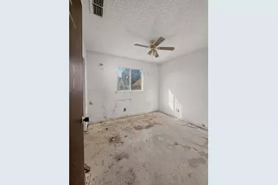 1372 E Laroda Circle, Reedley, CA 93654 - Photo 13