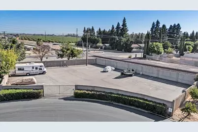 Held Drive #100, Modesto, CA 95355 - Photo 59