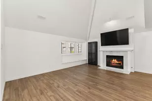 1101 Rio Cidade Way, Sacramento, CA 95831 - Photo 9