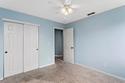 8422 Heritage Hill Drive, Elk Grove, CA 95624 - Photo 21