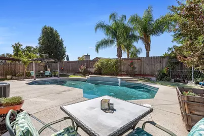 8422 Heritage Hill Drive, Elk Grove, CA 95624 - Photo 27