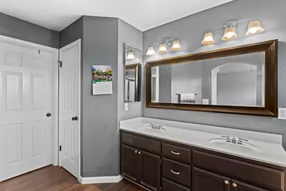 8422 Heritage Hill Drive, Elk Grove, CA 95624 - Photo 25