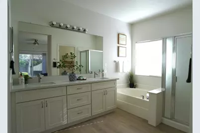 8495 Zinnia Way, Elk Grove, CA 95624 - Photo 43