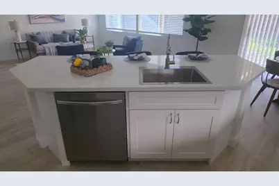 8495 Zinnia Way, Elk Grove, CA 95624 - Photo 15