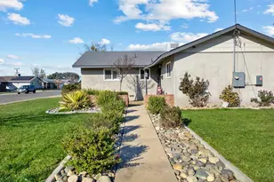 1320 Walnut, Oakdale, CA 95361 - Photo 3