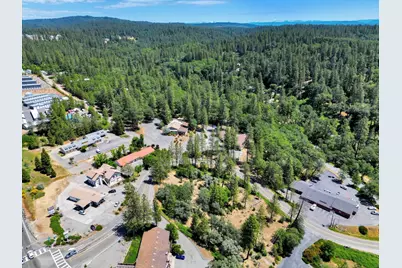 10061 Alta Sierra Drive, Grass Valley, CA 95949 - Photo 11