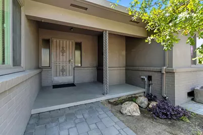 1030 Elmwood Avenue, Stockton, CA 95204 - Photo 29