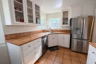 378 N Lawrence Ave, Yuba City, CA 95991 - Photo 9