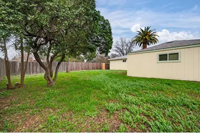 4141 Walnut Avenue, Carmichael, CA 95608 - Photo 35