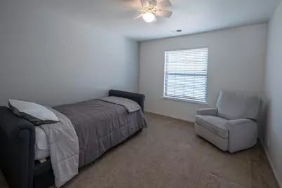 18566 Milford Drive, Lockeford, CA 95237 - Photo 11