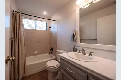 18566 Milford Drive, Lockeford, CA 95237 - Photo 9