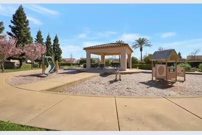 2661 Ingleton Lane, Sacramento, CA 95835 - Photo 53