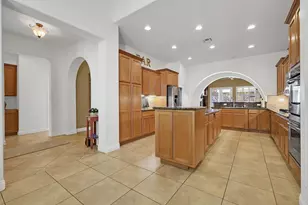 2661 Ingleton Ln, Sacramento, CA 95835 - Photo 9