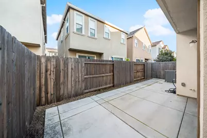 10523 Tenor Way, Elk Grove, CA 95757 - Photo 47