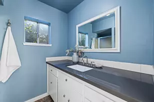 1220 Marian Way, Sacramento, CA 95818 - Photo 47