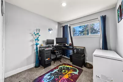 2329 Edison Avenue, Sacramento, CA 95821 - Photo 15