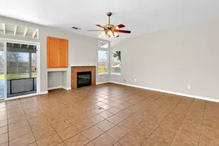 1232 Hollenbeck Ct, Oakdale, CA 95361 - Photo 5