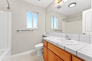 1232 Hollenbeck Ct, Oakdale, CA 95361 - Photo 15