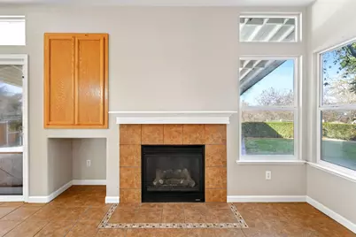 1232 Hollenbeck Court, Oakdale, CA 95361 - Photo 7